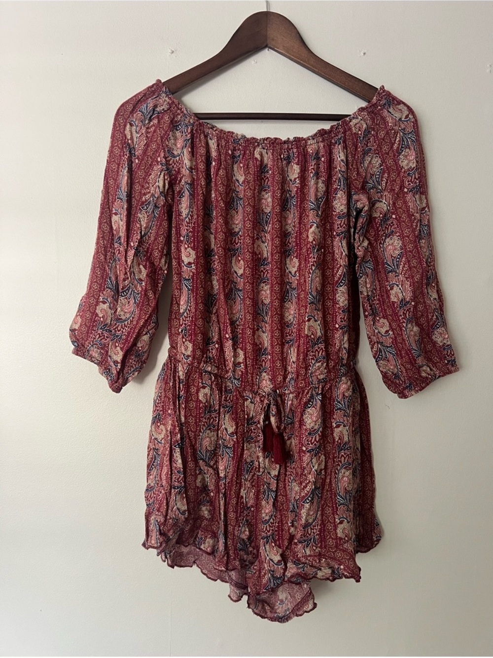 American Eagle Burgundy Paisley 3/4 sleeve Romper, Womens M, boHo festival flowy